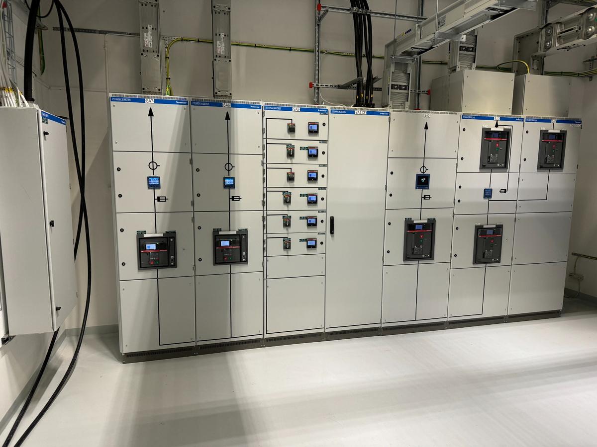 Switchgear och ställverk